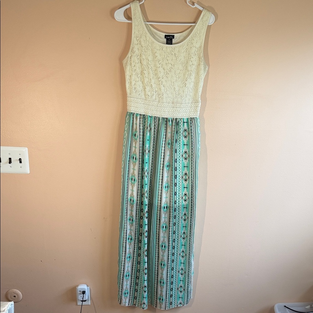 Rue21 Cream Lace Bodice Maxi with Mint Patterned Skirt